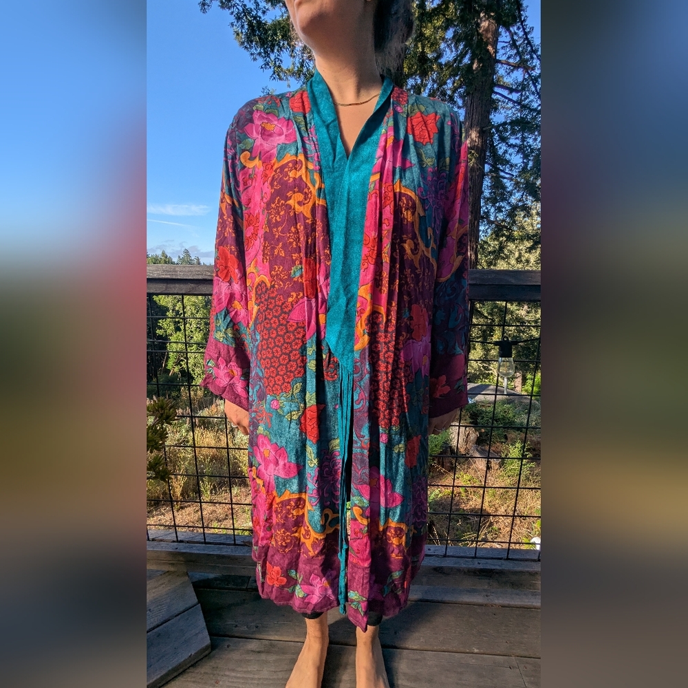 Carole Little Teal and Purple Patterned Garment